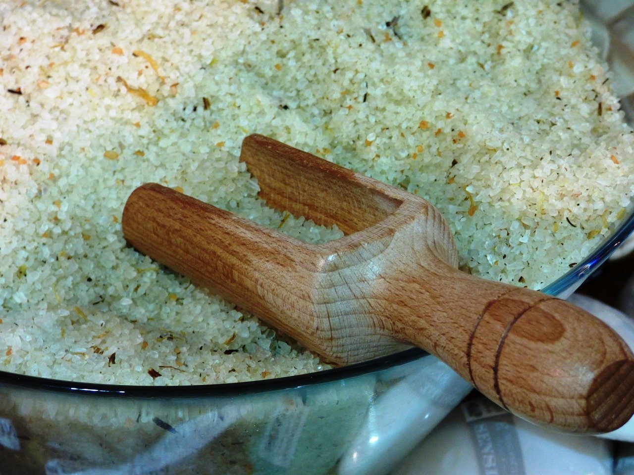 Epsom Salt: Uses, Benefits, and Application Tips