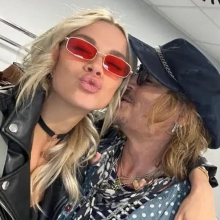 Johnny Depp casually dating Yulia Vlasova, a Russian model