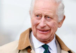 King Charles lll owns all the swans in England with Swan Upping Tradition