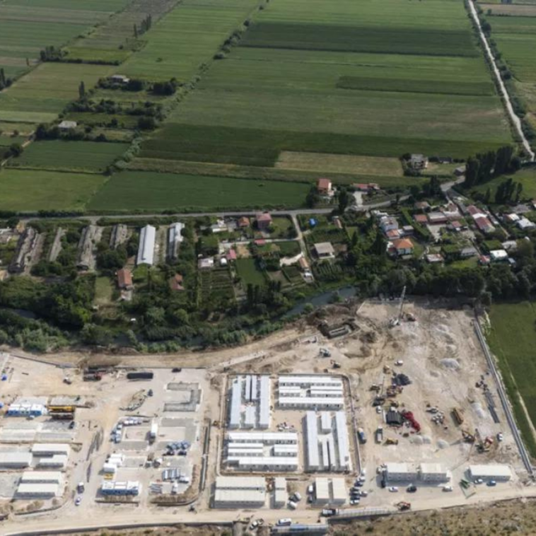 Italy to Open two Centers for Immigrants in Neighboring Country Albania