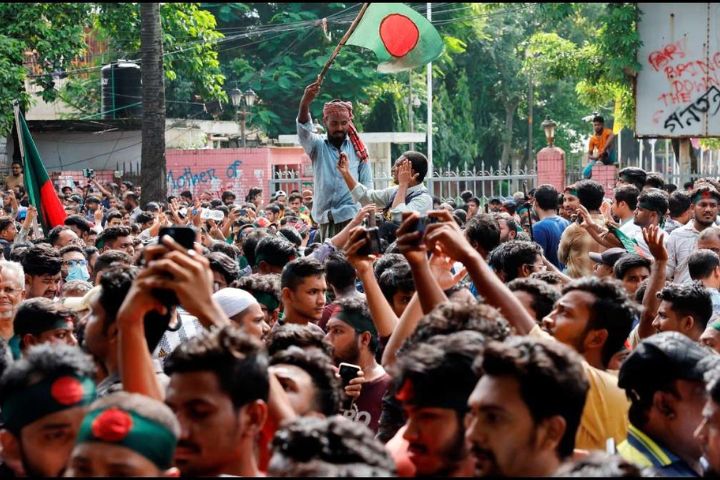 UK calls for UN- led investigation into the Bangladesh crisis