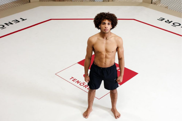 Kade Ruotolo secures a win in his Pro MMA debut as he defeated Blake Cooper