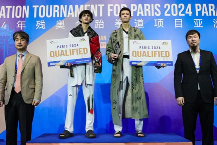 Omar Yaser Ismail Wins Historic Taekwondo Bout Despite Hostile Crowd