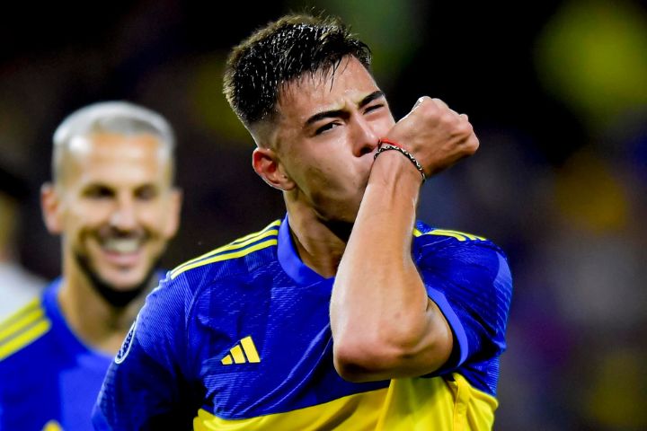 Chelsea Bolsters Defense with £15.6m Signing of Boca Juniors' Aaron Anselmino