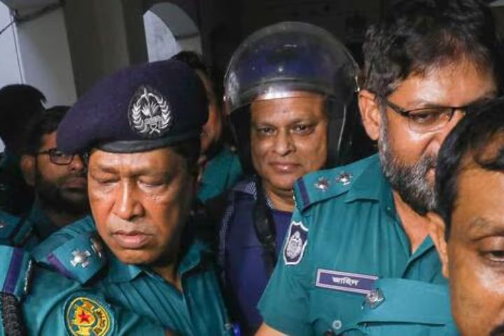 Sacked Bangladesh General Ziaul Ahsan Arrested on Murder Charge