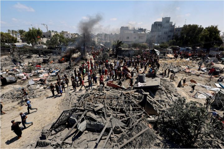 Dozens killed in Southern Gaza amid ceasefire talks