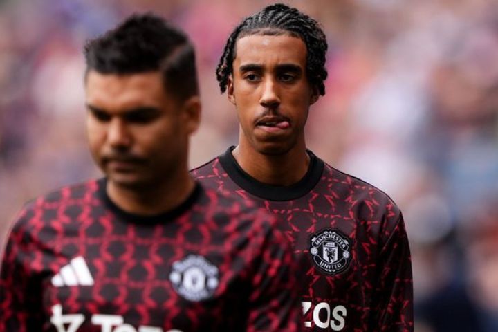 Leny Yoro to miss these Manchester United matches due to injury