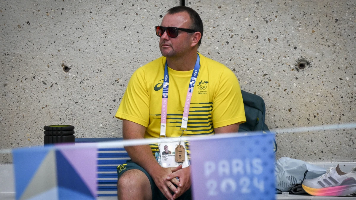 Swimming Australia Fires Coach for Backing Rival Swimmer
