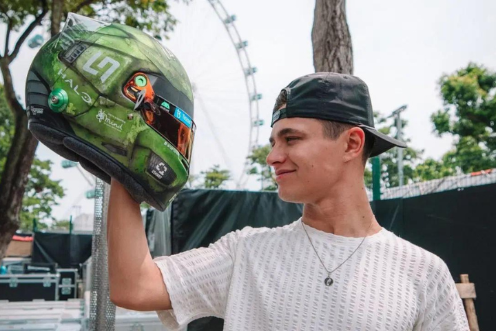 Lando Norris to Wear Quadrant-Themed Helmet at Singapore GP