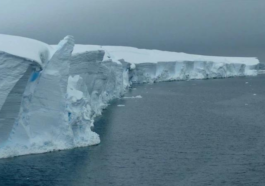 Antarctica's 'Doomsday Glacier' Nearing Faster Collapse