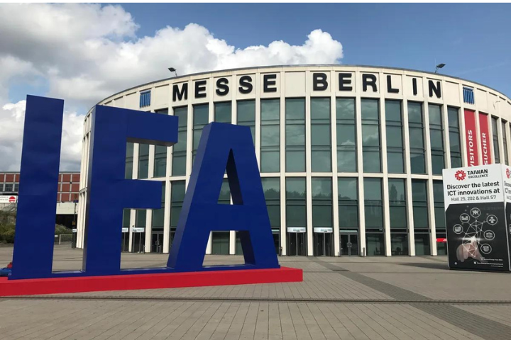 AI Gadgets To Take Center Stage At IFA 2024