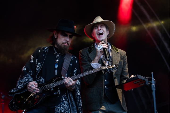 Jane’s Addiction cancels their upcoming show