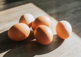 How to tell if eggs are bad