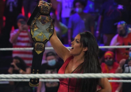 WWE Personalities react to a Former WWE Champions update