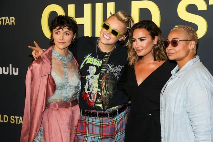 Lovato Remembers Symoné in Hilarious Reunion Moment