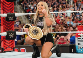 Dominik Mysterio Comforts Liv Morgan After Defeat