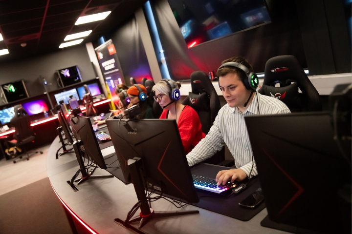 NAS Dubai Partners with EStars for Esports BTEC Program