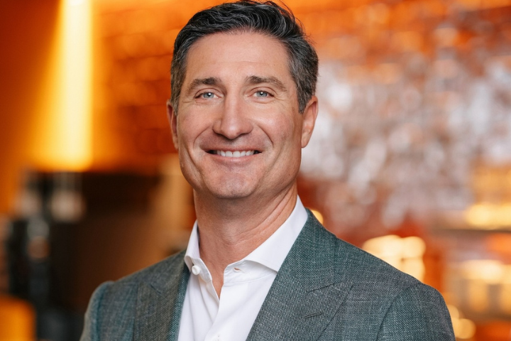 Starbucks CEO Brian Niccol Engages In Union Negotiations