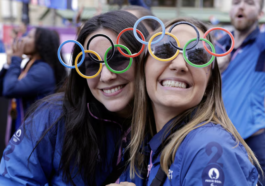 After Paris Olympics, Athletes paraded on Champs Élysées for last celebration