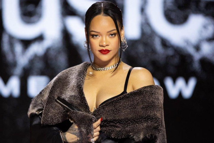 Celebrities Captivate in Iconic Moments and Fresh Styles Everywhere