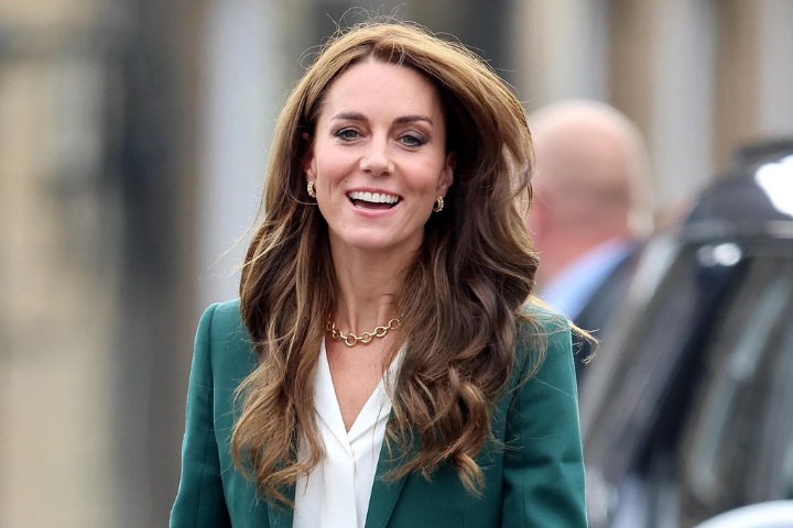 Kate Middleton Chooses Symbolic Earrings for Windsor Meeting