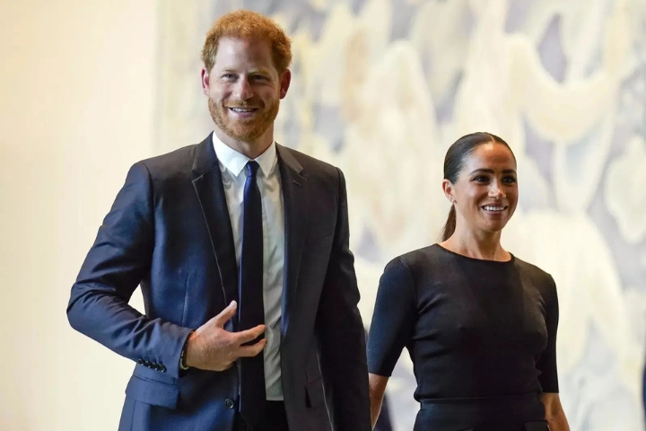 Prince Harry can make peace with Royal Family after two conditions