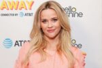 Reese Witherspoon's Bootcut Jeans: A Fall Wardrobe Essential