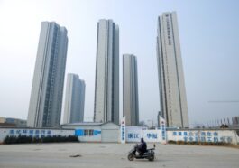 China Real Estate Prices Decline Amid Economic Woes
