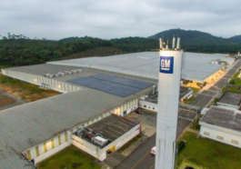 GM halts production as hurricane and strike hit supply chain