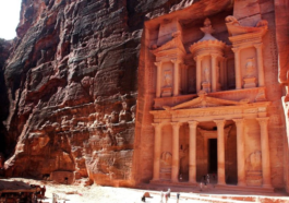 2,000-Year-Old Skeletons and Chalice Unearthed in Petra