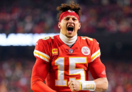Mahomes Fined for Gesture Chiefs Lose Streak