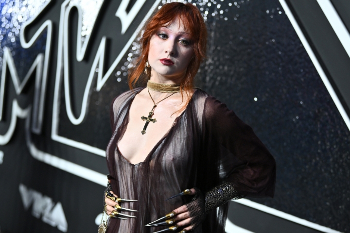 Daniel Craig Praises Chappell Roan’s Stand Against Celebrity Harassment