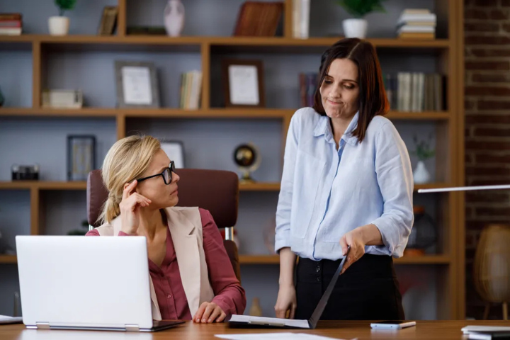 Anonymous Boss “Scolding” Service Gains Online Popularity